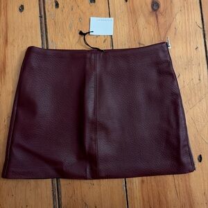 Women’s STATEMENT NWT Burgundy vegan faux Leather Mini Skirt size small